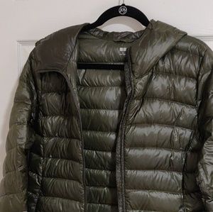UNIQLO Dark Green Puffy Down Jacket